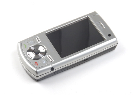 깔끔해 보이는 M8100 디자인